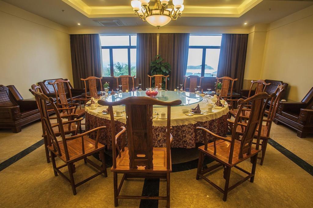 Вид Sanya Yuhuayuan 4*