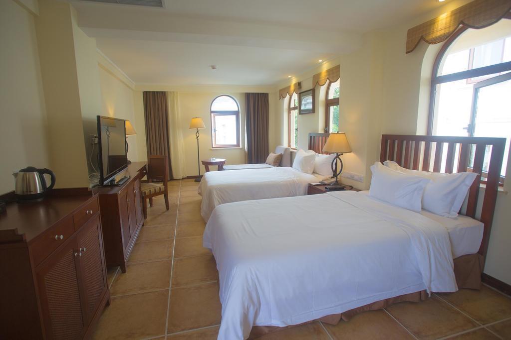 Панорама Sanya Yuhuayuan 4*