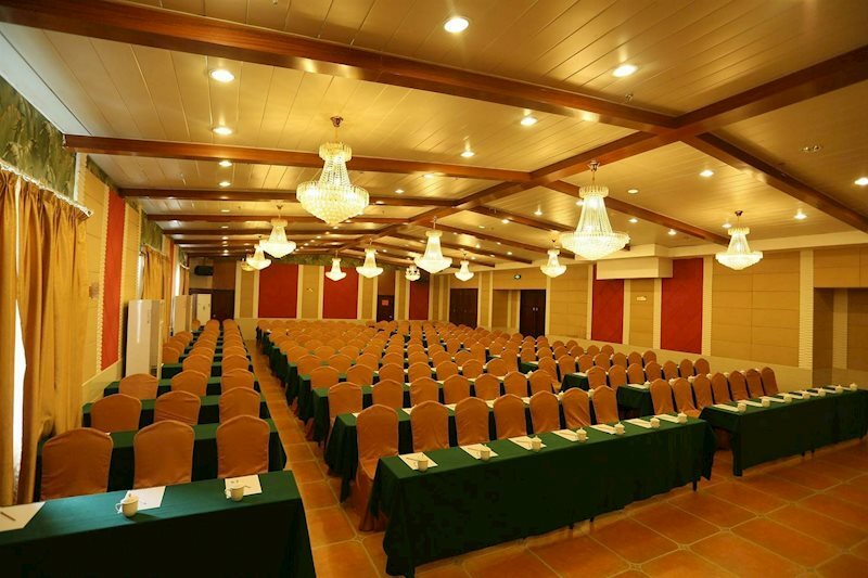 Панорама Harvest Sea View Hotel 4*