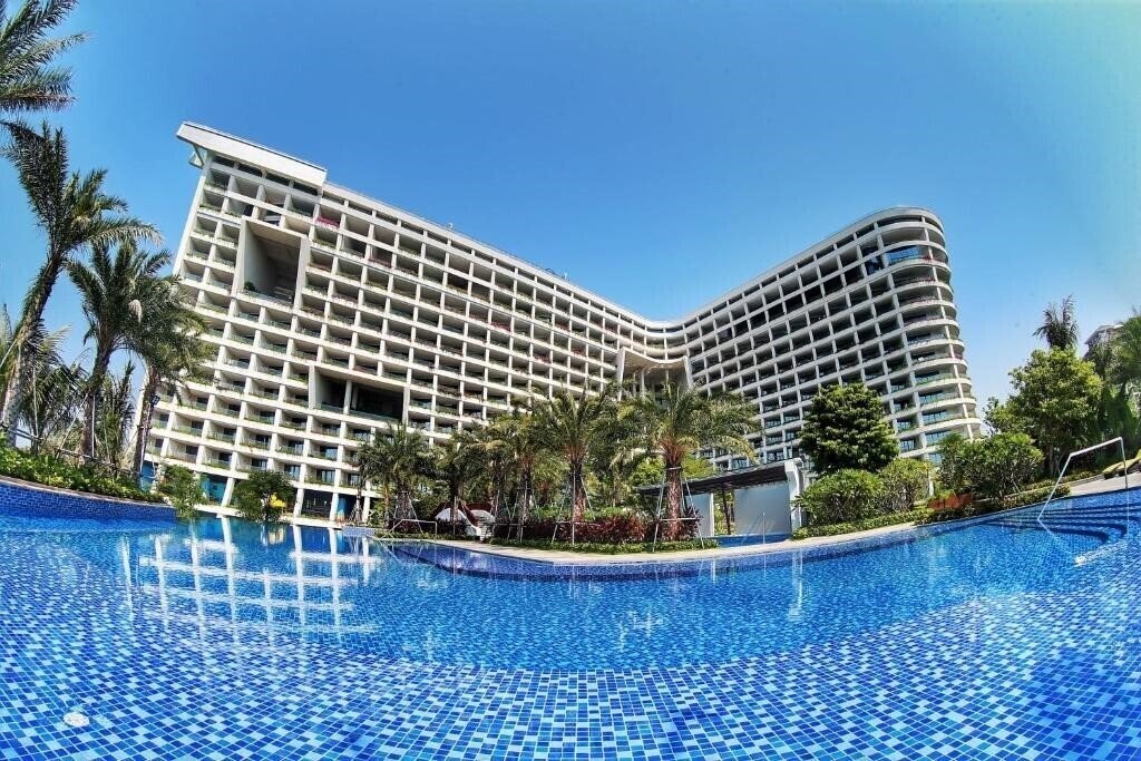 Готель Sanya Conifer Resort 5*