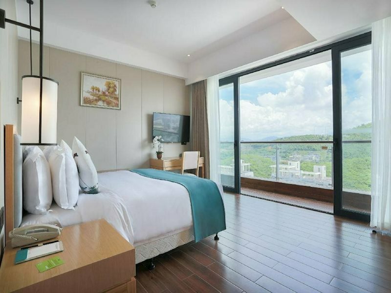 Картинка Dadonghai Hotel Sanya 5*