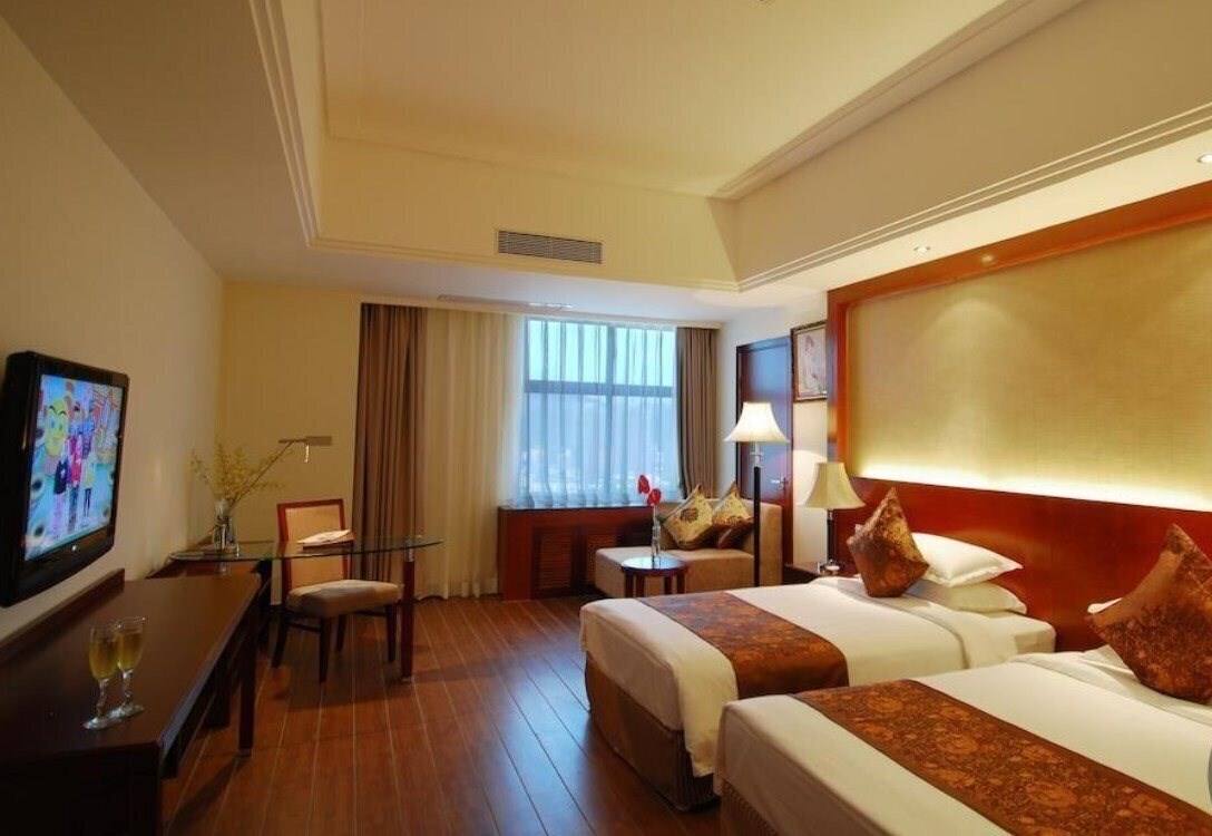 Изображение International Hotel Sanya 3*
