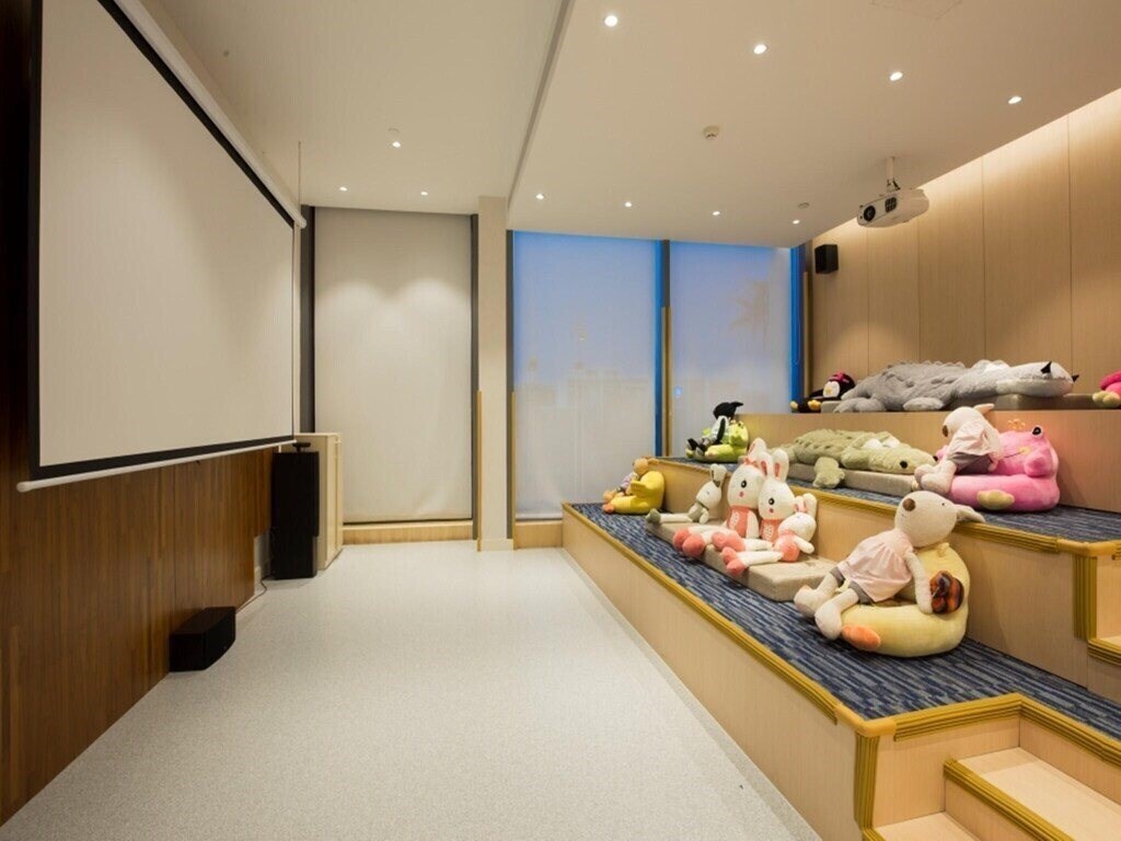 Вид Ramada Plaza by Wyndham Sanya Bay 4*