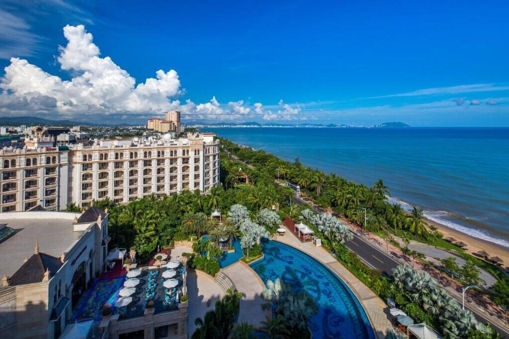 Фотографія Crowne Plaza Resort Sanya Bay 5*