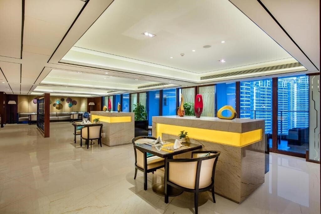 Вид Crowne Plaza Sanya City Center 5*
