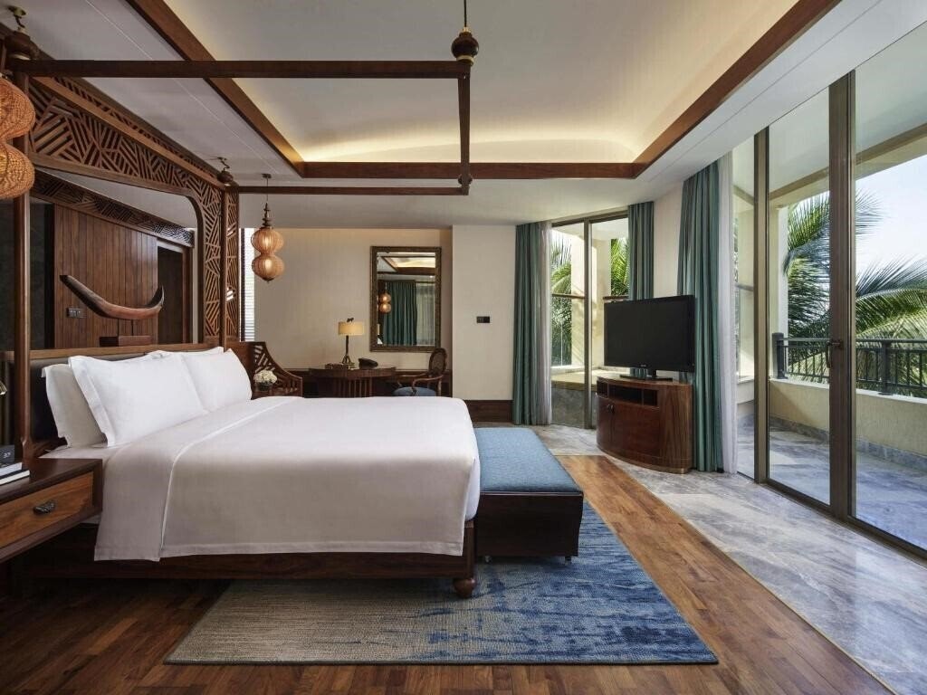 Апартаменти Fairmont Haitang Bay 5*