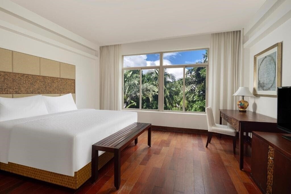 Фото Grand Mercure Sanya Yalong Bay (ex. Huayu Resort & Spa Yalong Bay) 5*