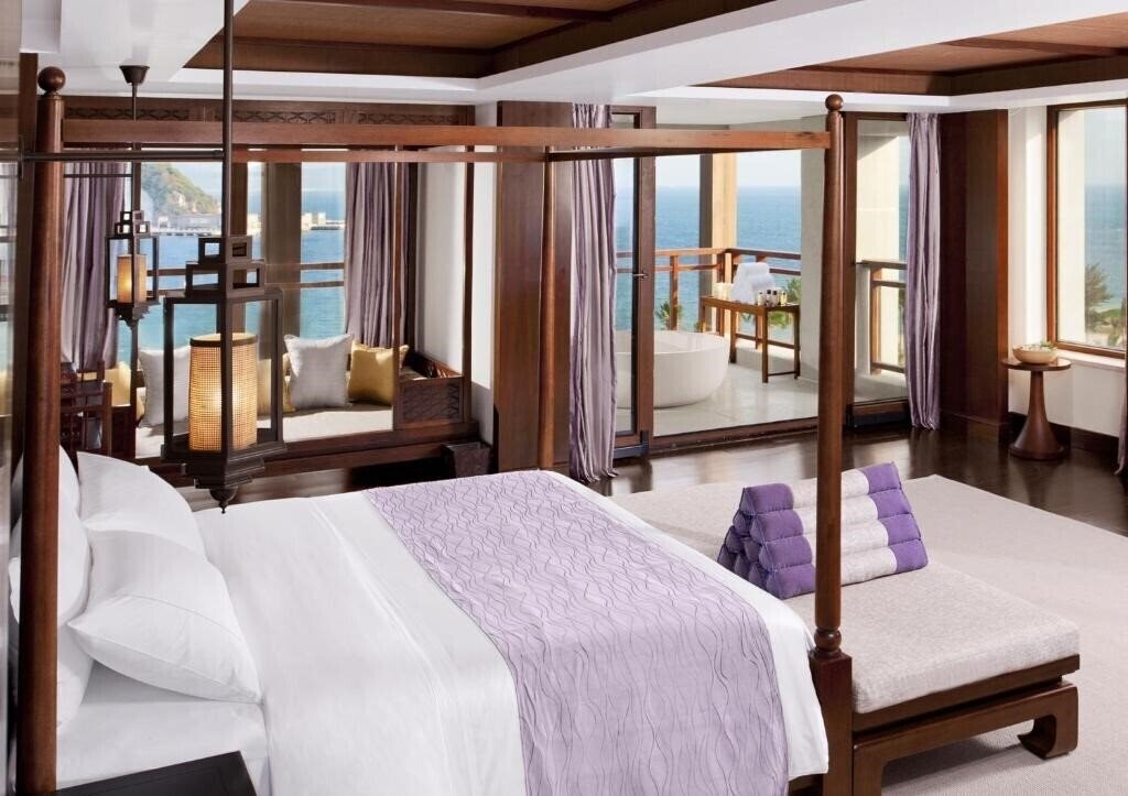 Фото Luhuitou Sanya Resort 5*