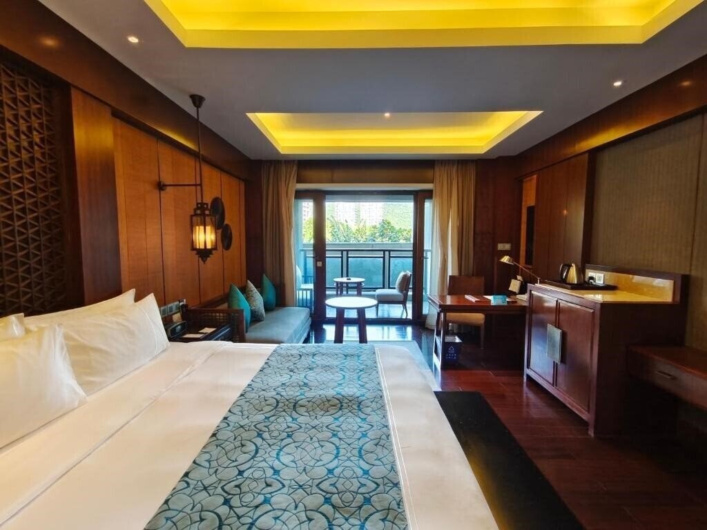 Апартаменты Luhuitou Sanya Resort 5*