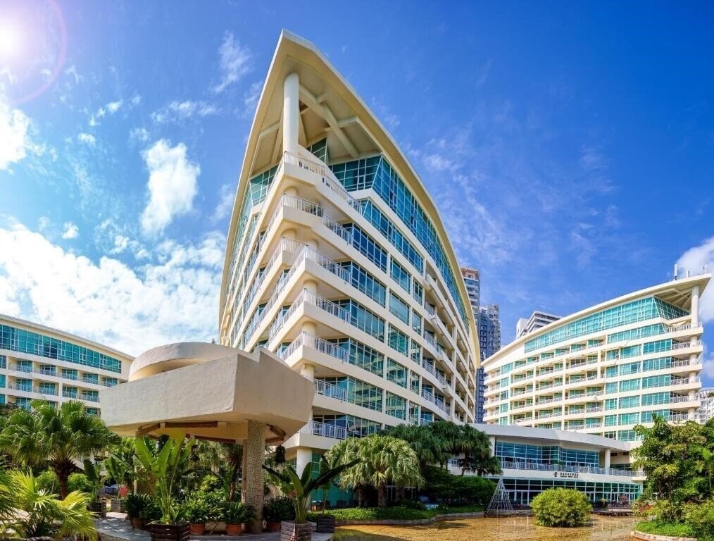 Апартаменты Sunshine Resort Intime Sanya 5*