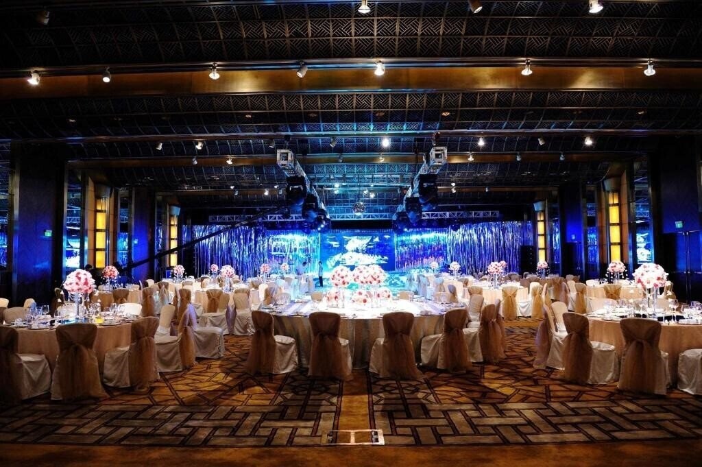 Территория Grand Hyatt Shanghai 5*