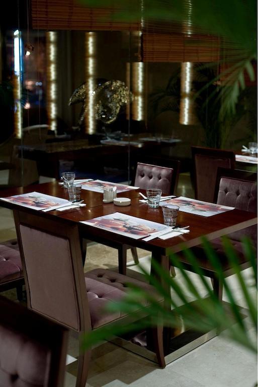 Панорама Mingde Grand Hotel Shanghai 4*