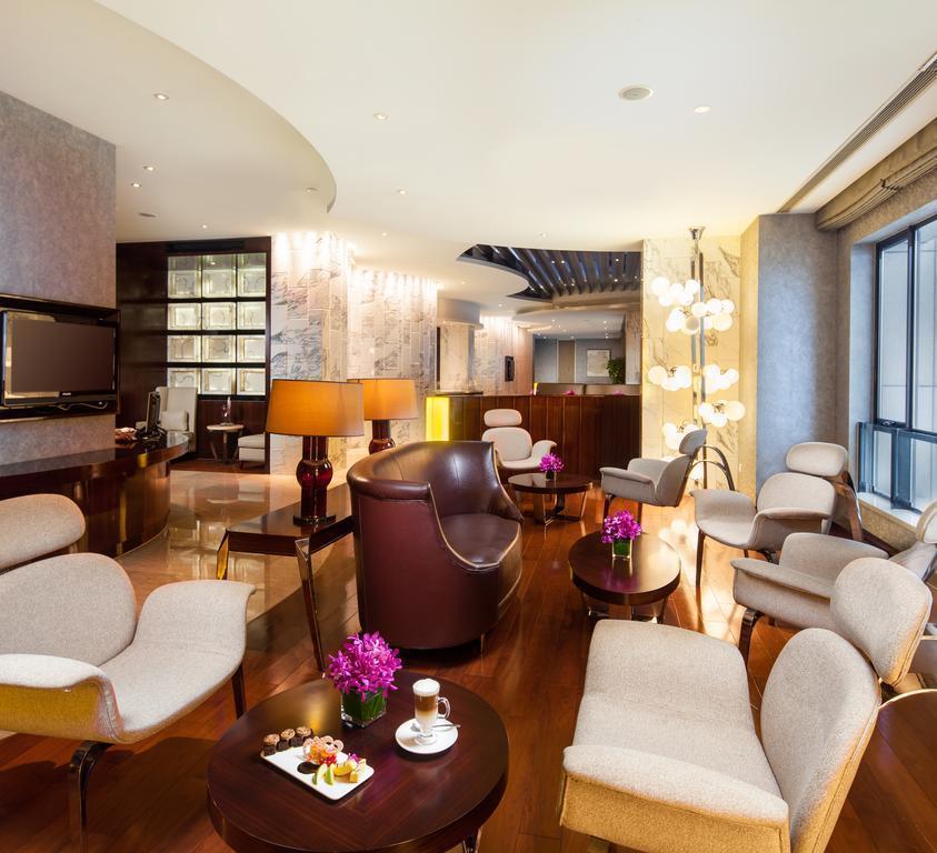 Апартаменты Holiday Inn Shanghai Jinxiu 4*