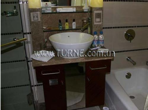 Отель Rendezvous Merry 5*