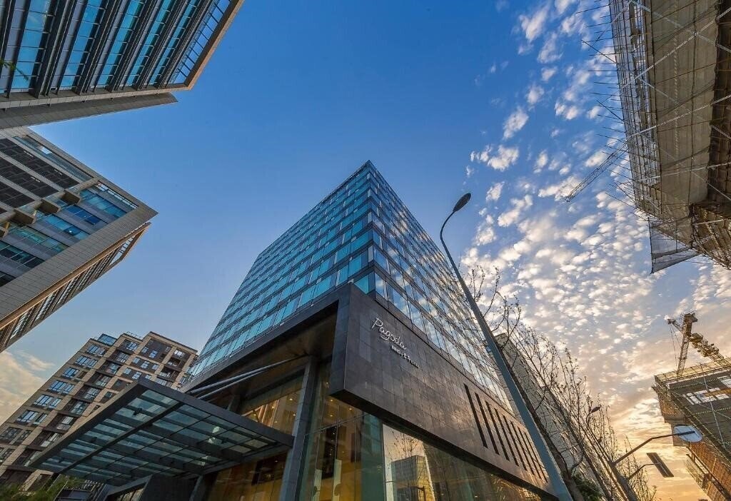 Отель Pagoda Hotel Shanghai Wujiaochang 5*