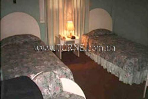 Готель Lincoln 2*