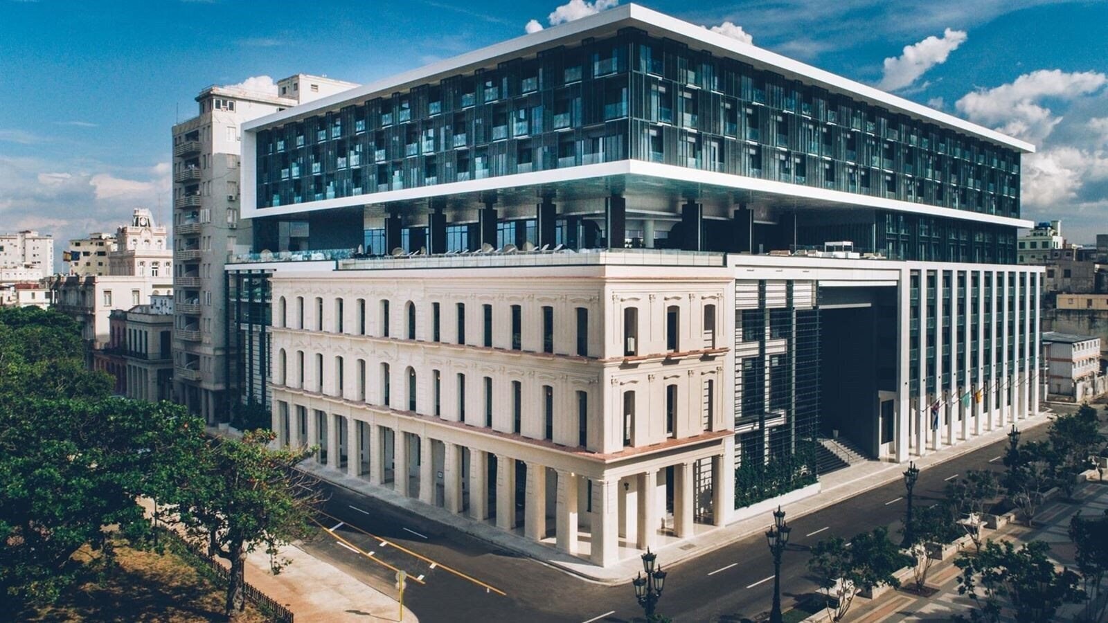 Готель Iberostar Gran Hotel Packard 5*