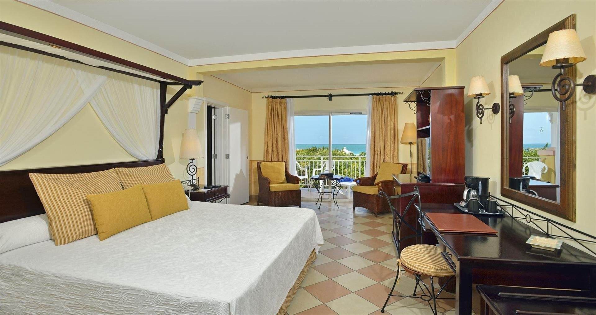 Територія Melia Las Dunas 5*