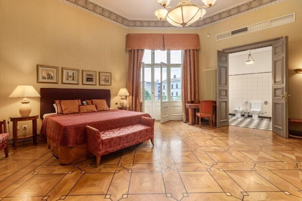 Вид Europa Royale Riga Hotel 4*