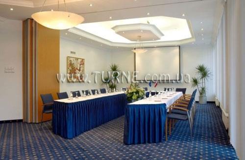 Картинка Hotel De Rome 5*