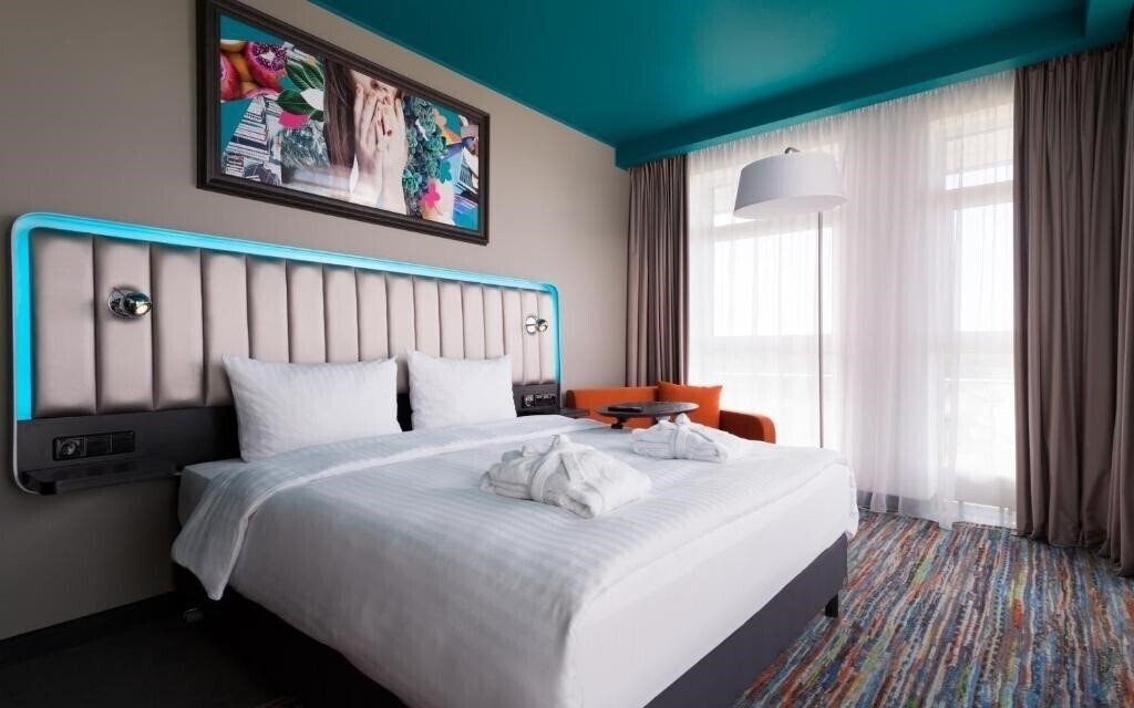 Территория Park Inn By Radisson Riga Valdemara Hotel 4*