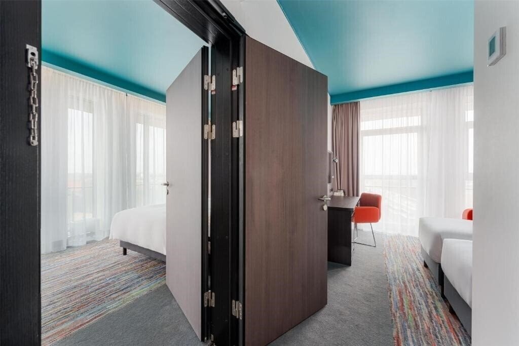 Панорама Park Inn By Radisson Riga Valdemara Hotel 4*