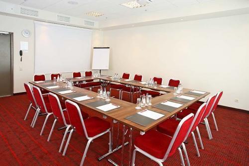 Территория Reval Hotel Neris 3*