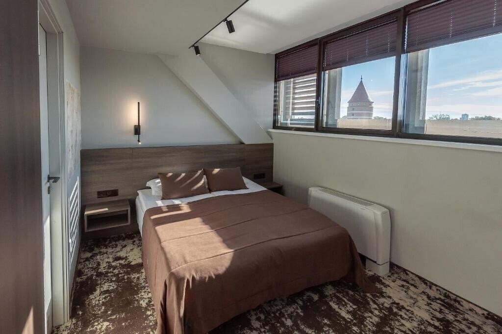 Панорама Old Mill Hotel 3*