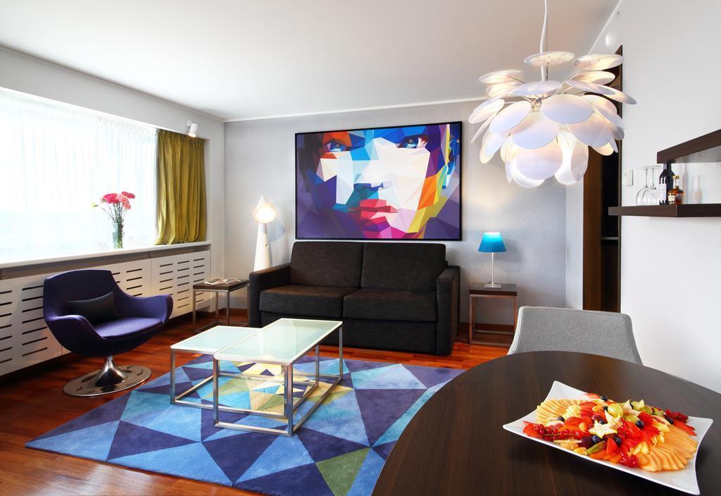 Готель Radisson Blu Hotel Lietuva 4*