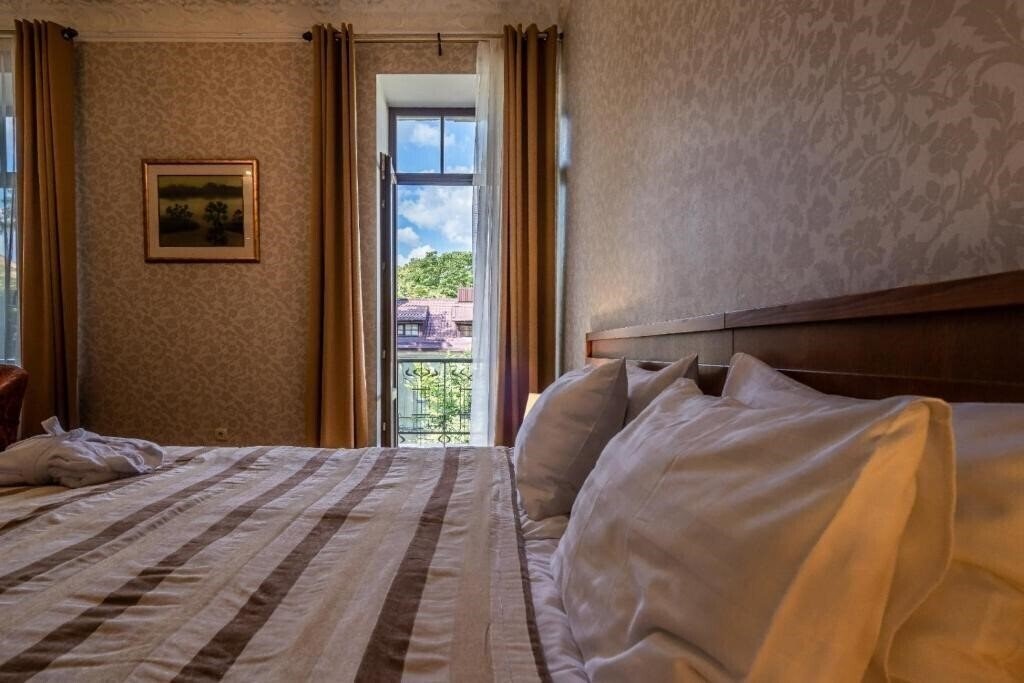 Панорама Artis 4*