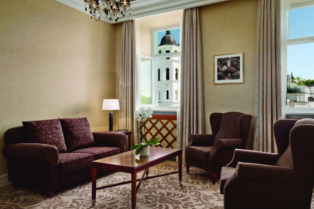 Вид Kempinski Cathedral Square 5*
