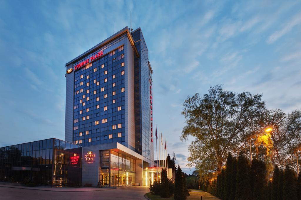 Отель Crowne Plaza Vilnius 4*