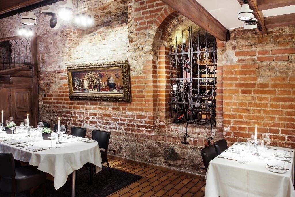 Апартаменты Mabre Residence 4*