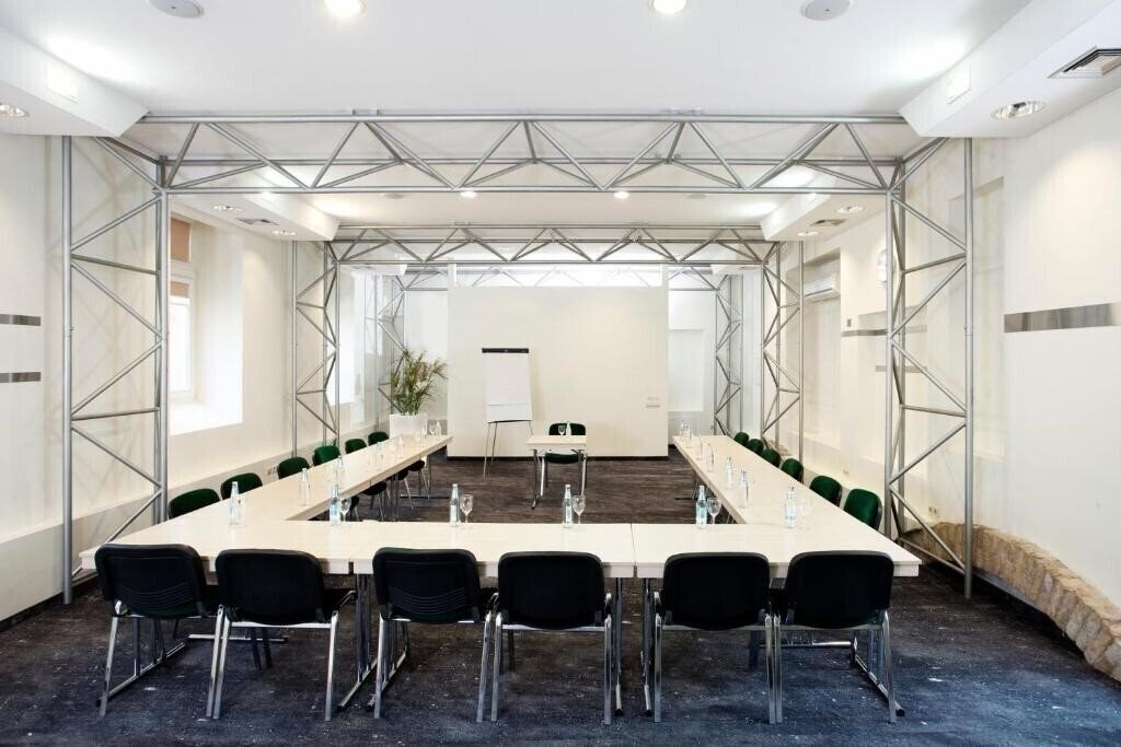 Панорама Mabre Residence 4*