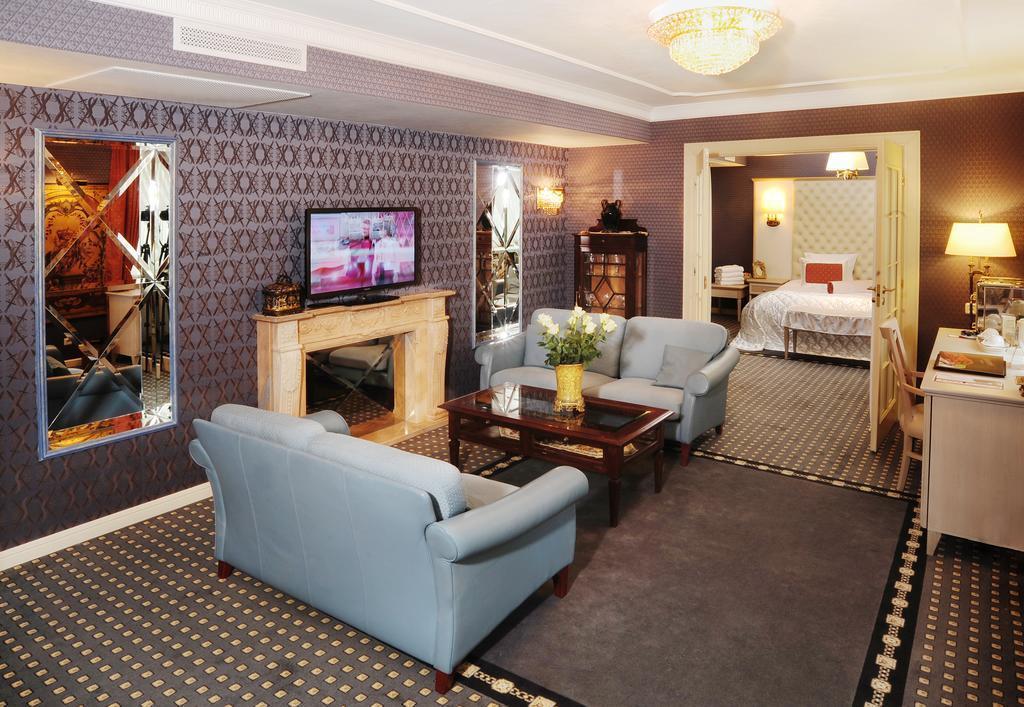 Фотографія Ramada Hotel & Suites Vilnius 5*