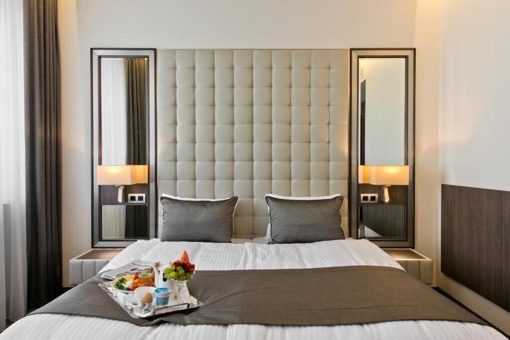 Панорама Congress Avenue Hotel 4*