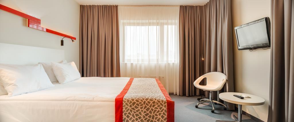 Территория Holiday Inn 4*