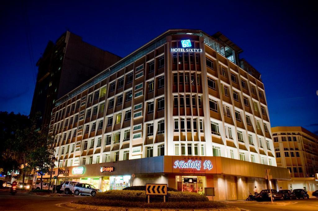 Готель Hotel Sixty3 3*