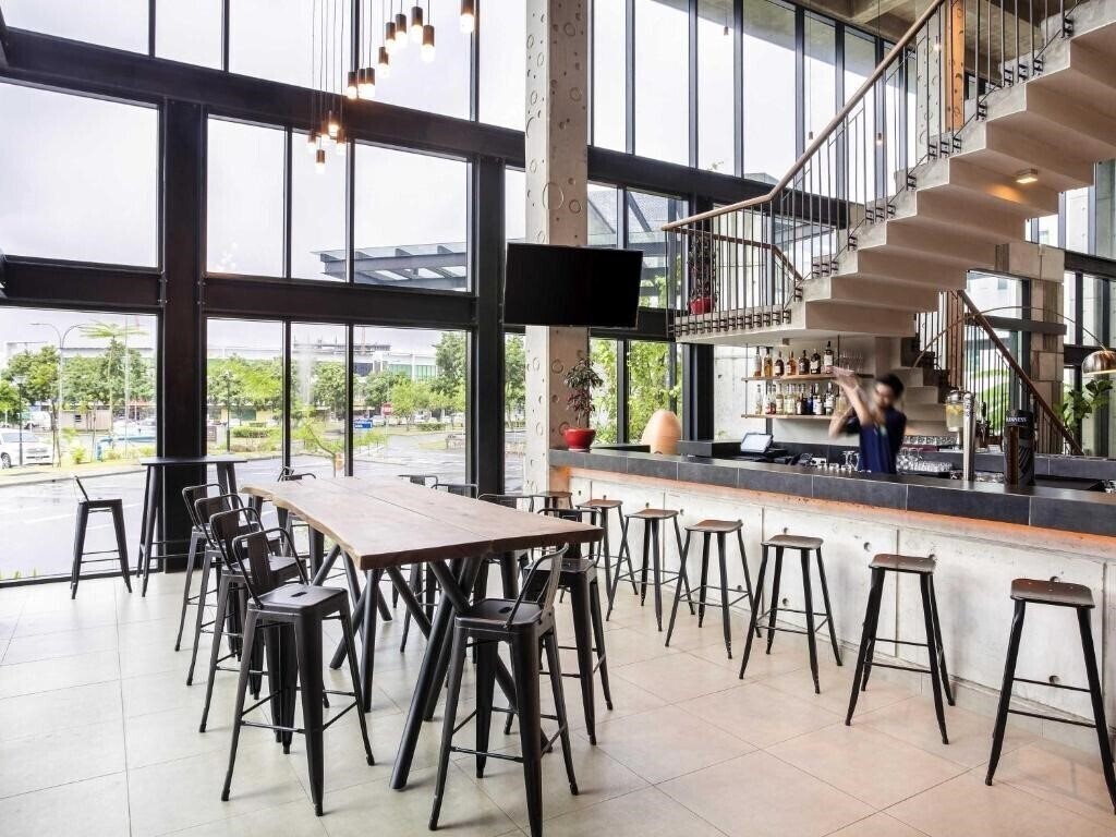 Фотографія Ibis Styles Kota Kinabalu Inanam 3*