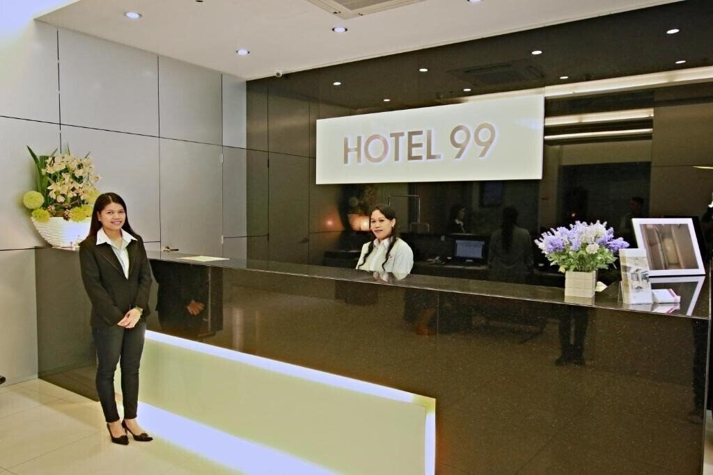 Територія Hotel 99 Pudu 3*
