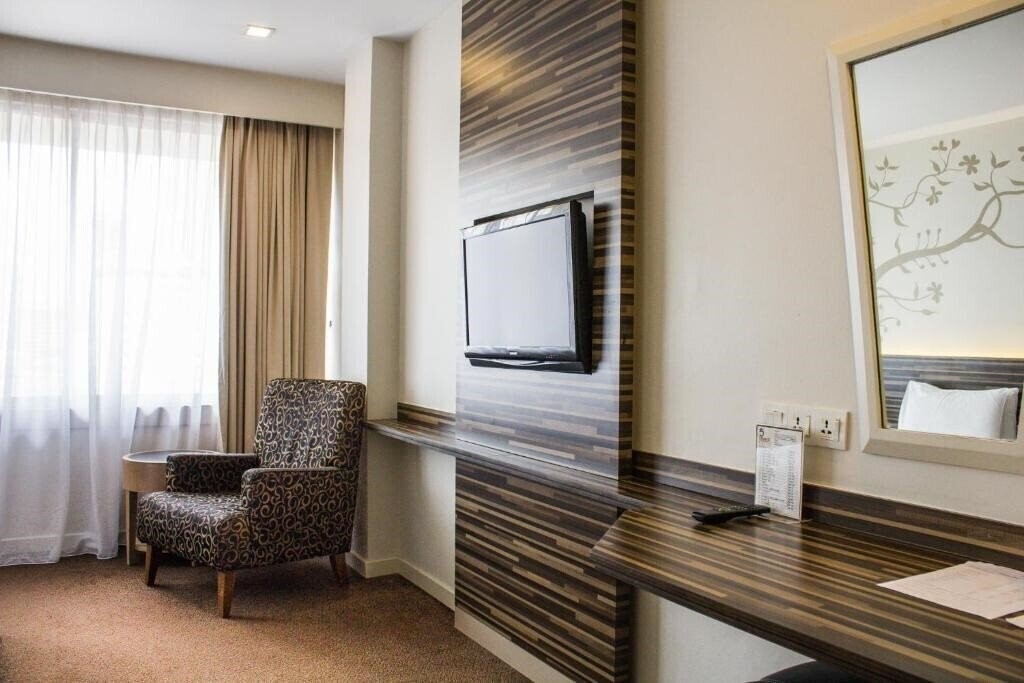 Территория The 5 Elements Hotel 3*