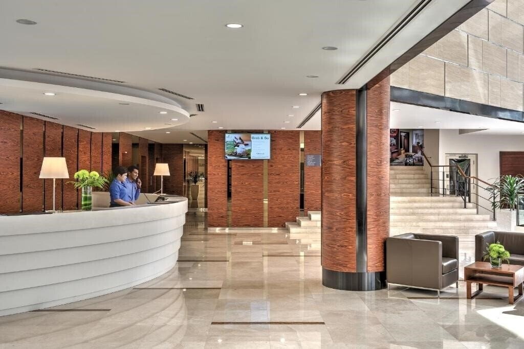 Вид Oakwood Hotel & Residence Kuala Lumpur 4*