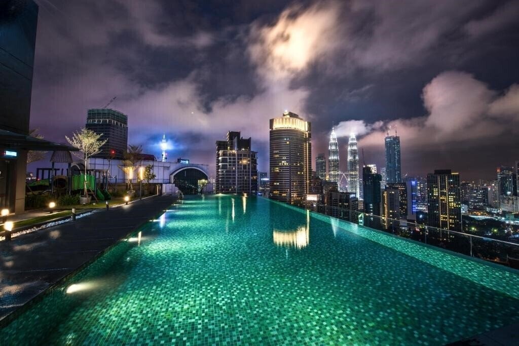 Отель Dorsett Residences Bukit Bintang Apartament 4*