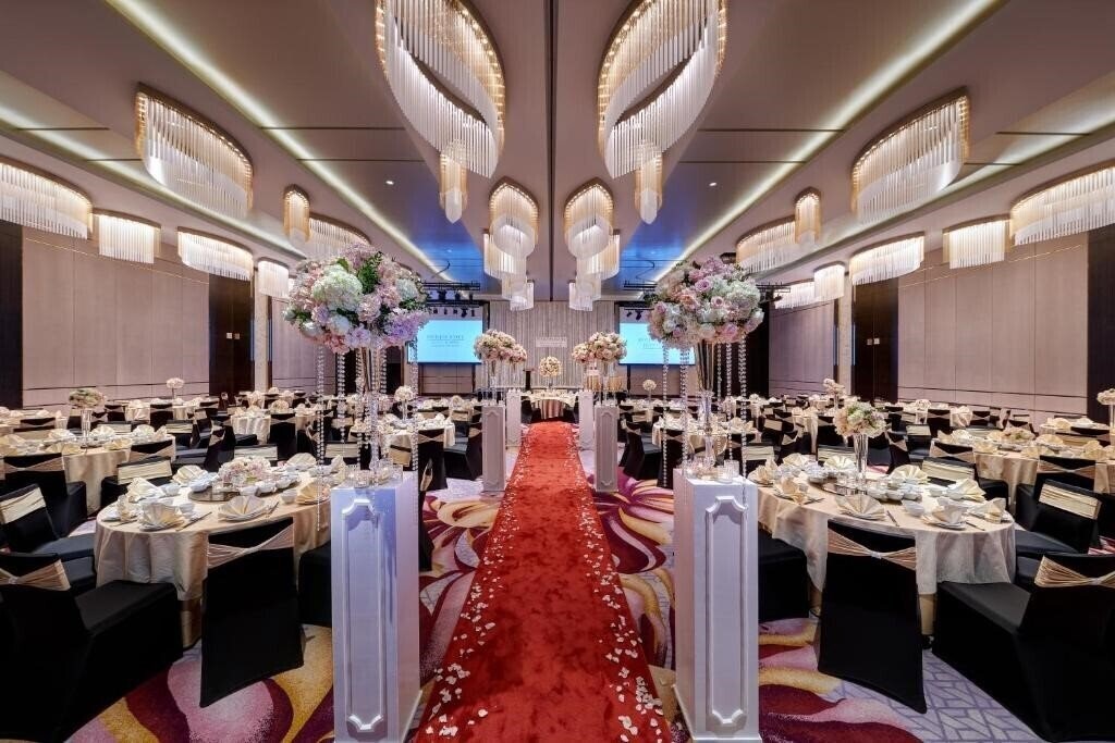Изображение Pavilion Hotel Kuala Lumpur Managed by Banyan Tree 5*
