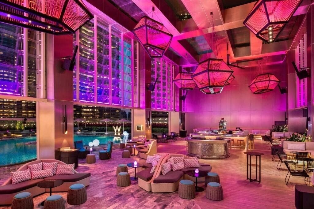 Отель W Kuala Lumpur 5*
