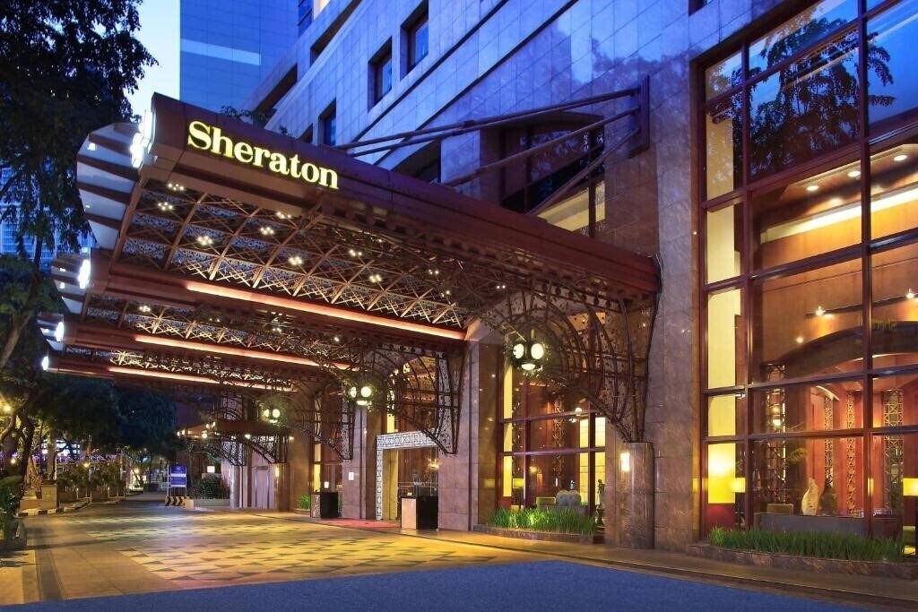 Отель Sheraton Imperial Kuala Lumpur 5*