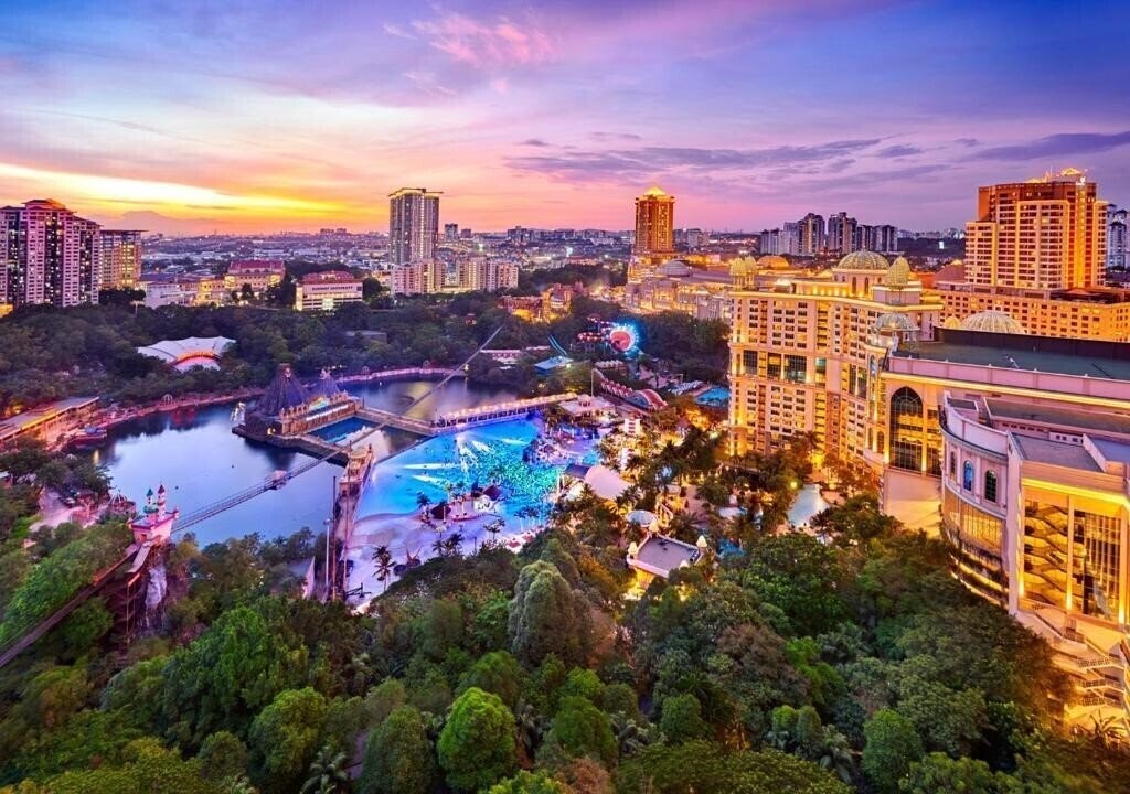 Панорама Sunway Lagoon Hotel 4*