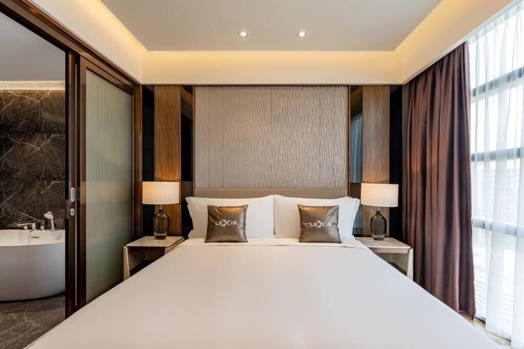 Вид Imperial Lexis Kuala Lumpur 5*