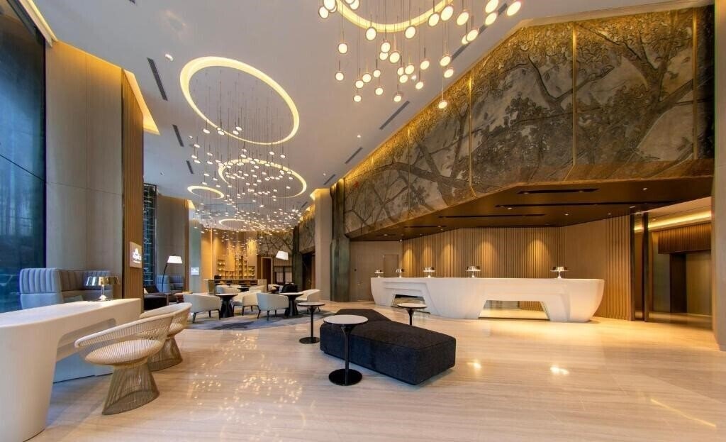 Отель Crowne Plaza Kuala Lumpur City Centre 5*