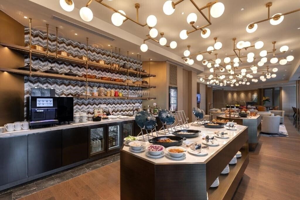 Апартаменты Crowne Plaza Kuala Lumpur City Centre 5*